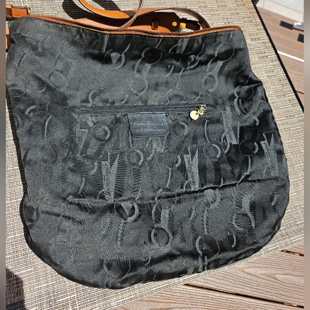 VGUC Salvatore Ferragamo nylon & leather jungle print large shoulder hobo bag - Picture 14 of 17